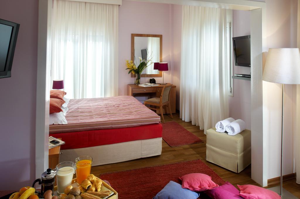 Pefka Hotel Tesalonika Bagian luar foto