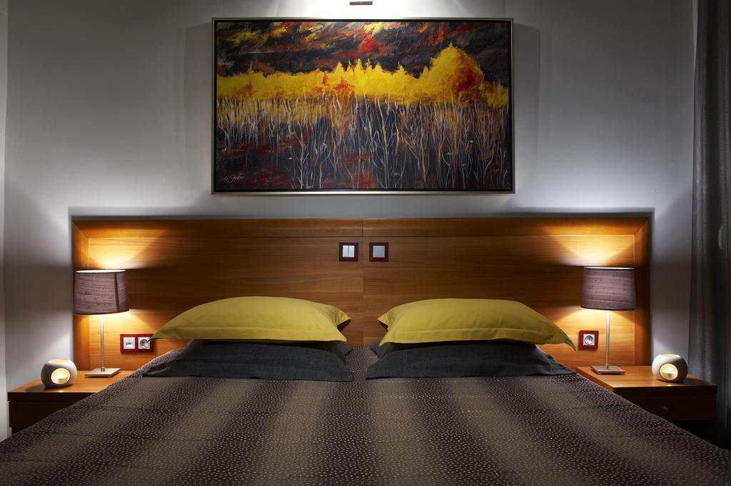 Pefka Hotel Tesalonika Bagian luar foto
